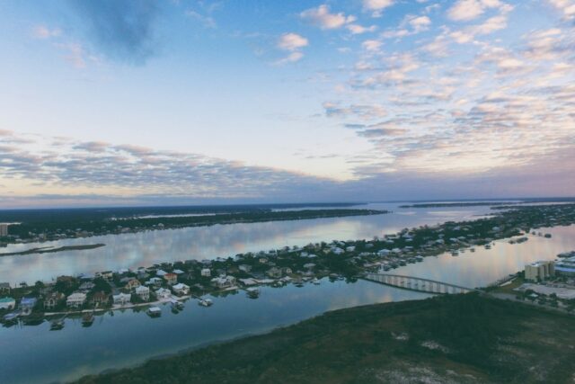 Photo communities near water